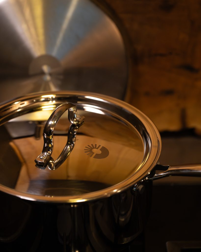 Batterie complête inox, lumières chaudes, brillance et logo pranacook